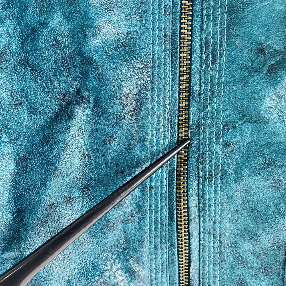 Disney DESCENDANTS Uma Jacket Girls 7/8 Teal Faux Leather Sequins Studs